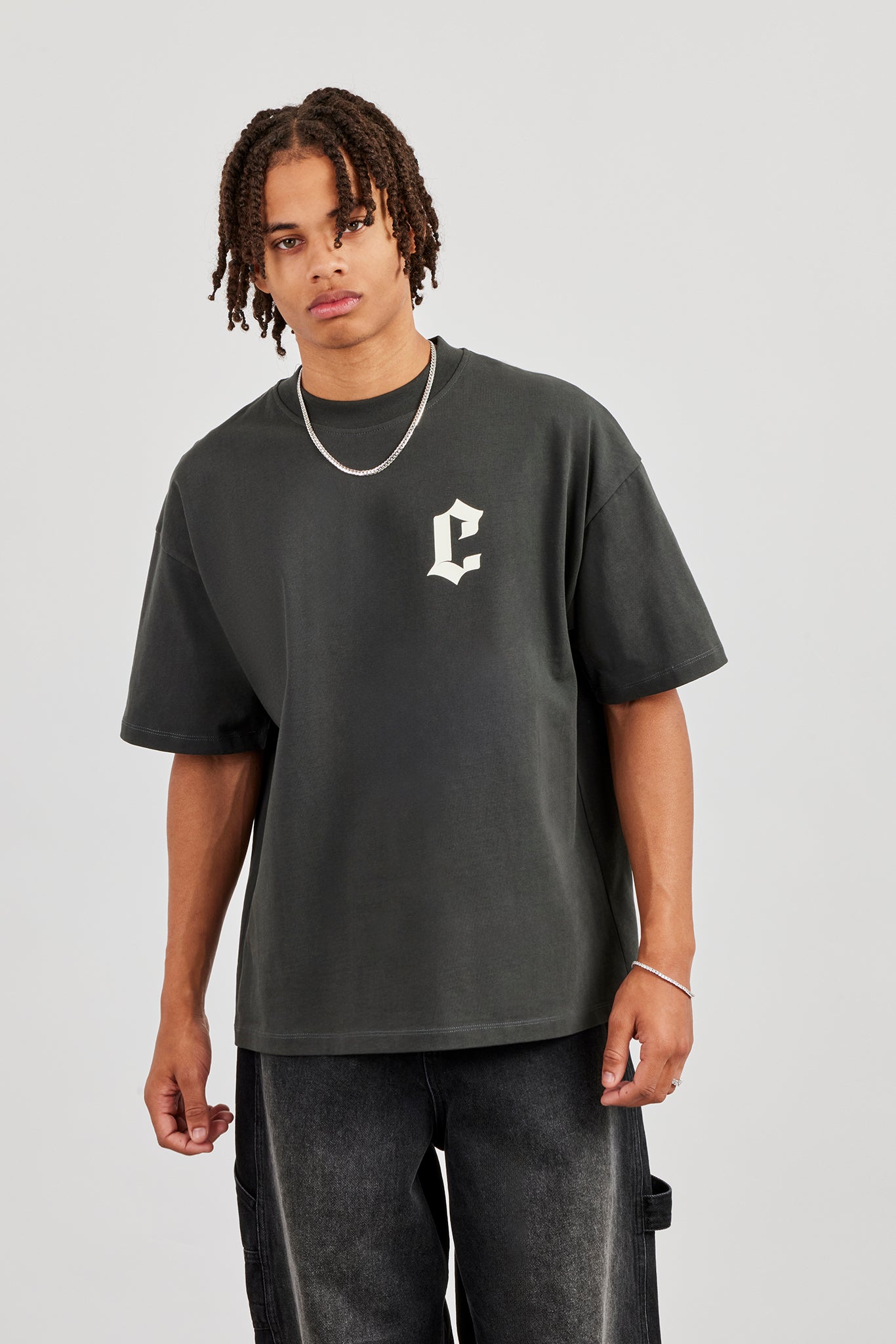 Oversized Gothic Font Print T-Shirt - Charcoal